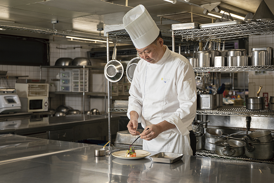 ローズホテル横浜｜シェフ｜山川俊樹